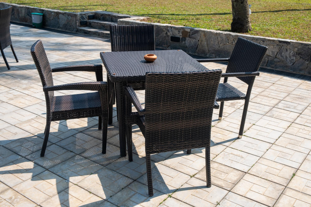 how to clean rattan furniture