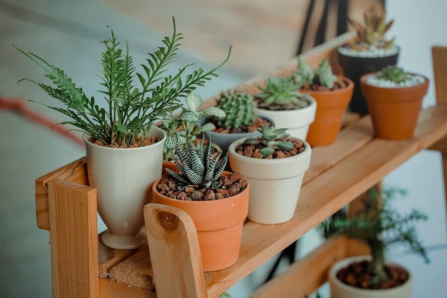 potting benches for shed storage 