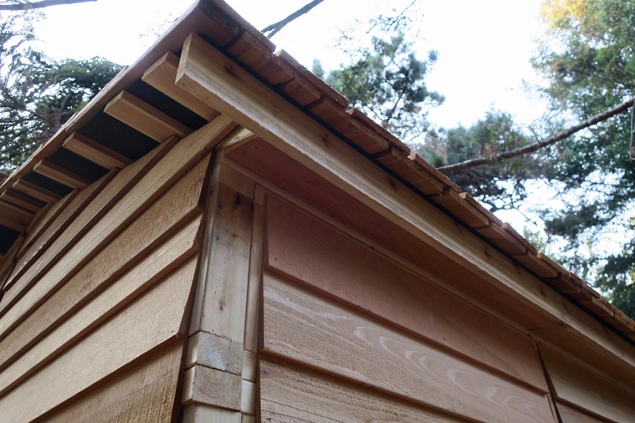 how to dismantle shed fascias and trims