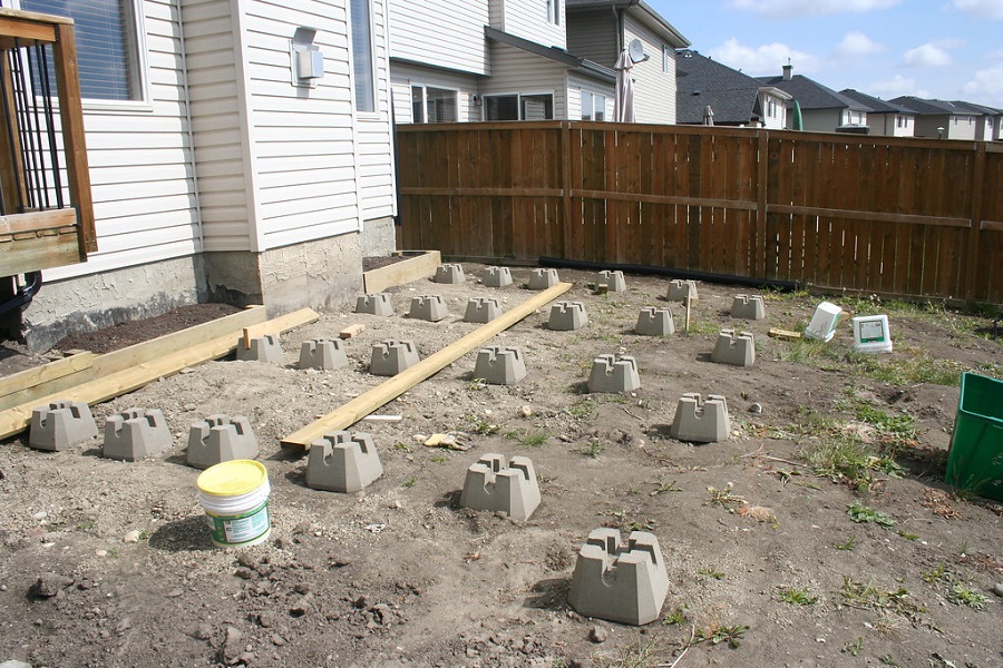 foundation blocks to build a log cabin